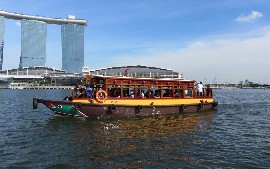 Cruise on the Singapore River